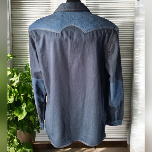 Unlisted By Kenneth Cole Two Tone Navy Blue Denim Shirt - Picture 2 of 10